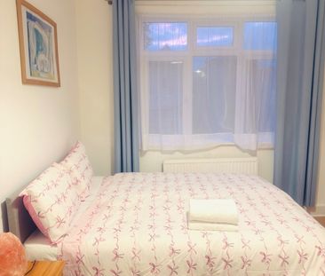 Room in a Shared House, Montague Road, N15 - Photo 1