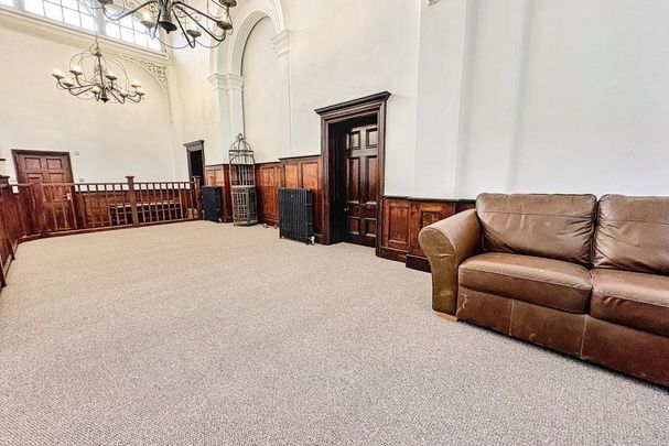 3 bedroom semi-detached house to rent - Photo 1