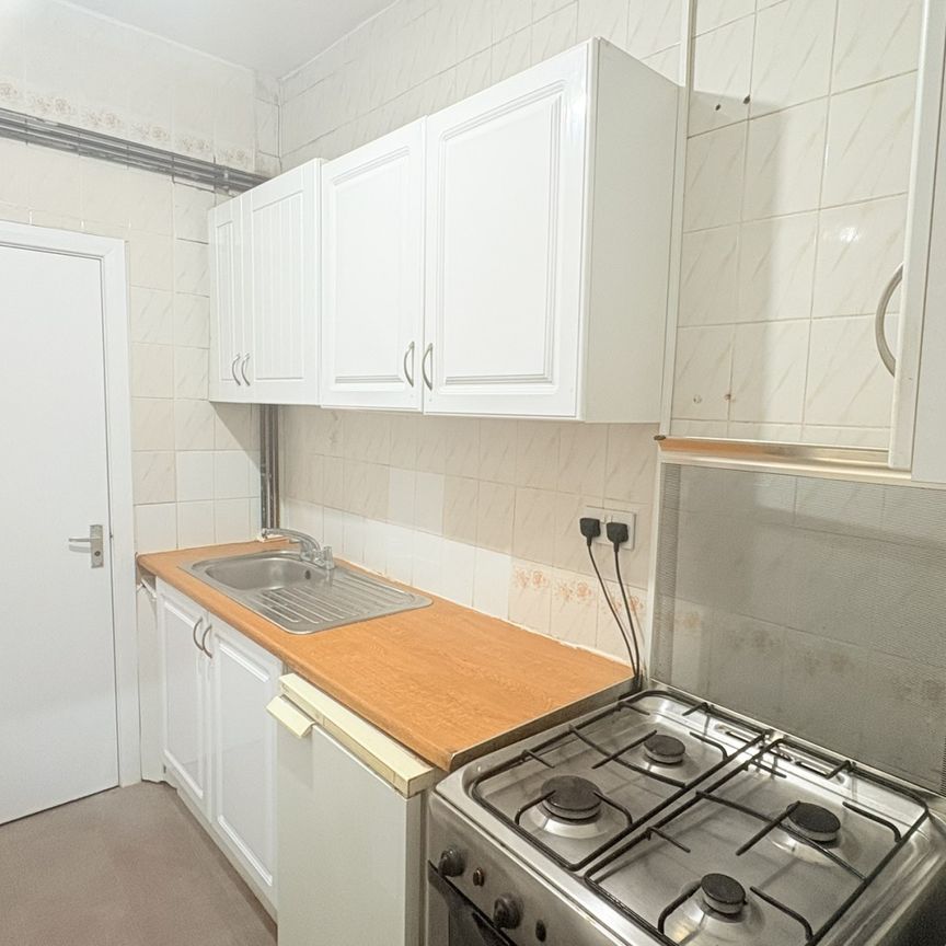 Plover Street, Preston - Photo 1