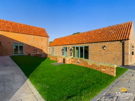 2 bedroom Barn Conversion to let - Photo 3