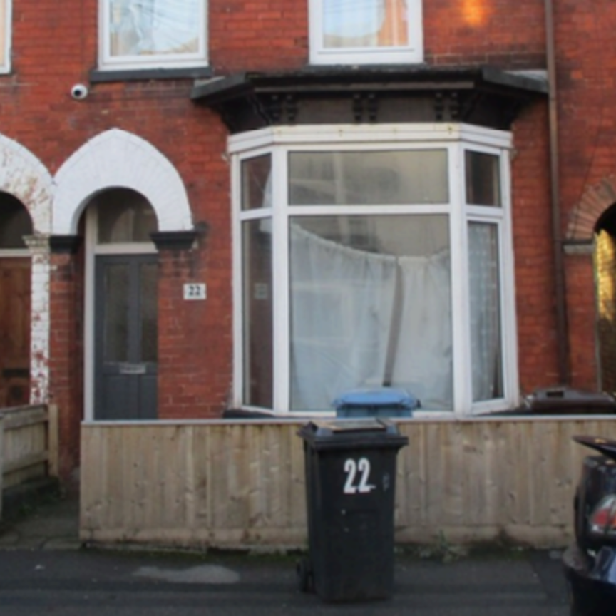 May Street Room 1 - Photo 1