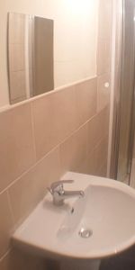 1 Bed - 13 Colenso Mount, Leeds - LS11 0DQ - Student/Professional - Photo 4