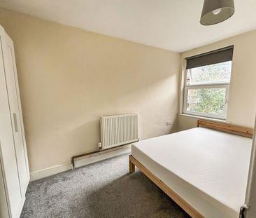 2 bedroom end of terrace house to rent - Photo 6