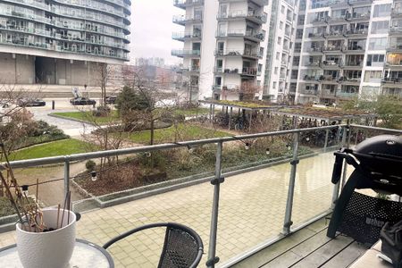 Nyere køkken og kig til vandet - Foto 4