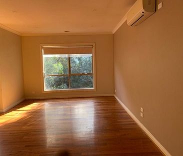 2 Bedroom unit in Excellent condition - Photo 1