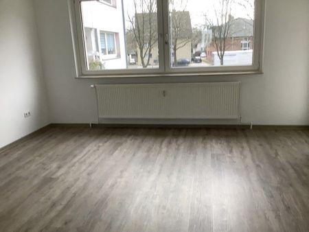 Komplett renoviert 3-Zimmer-Wohnung! - Photo 4