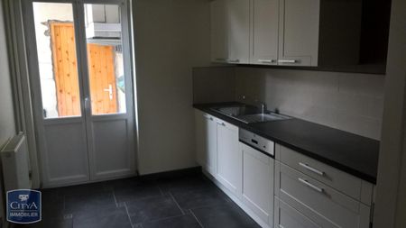 Location Appartement 3 pièces 84m² ST ETIENNE 42000 - Photo 4