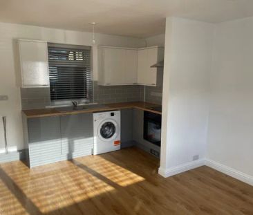 BA5, Bekynton Avenue, BA5 3NG, Wells - Photo 2