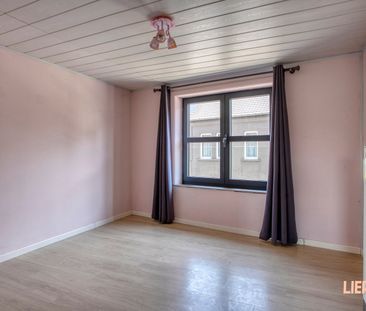 Instapklare woning met 3 SLKS, garage én grote zonnige tuin! - Photo 3