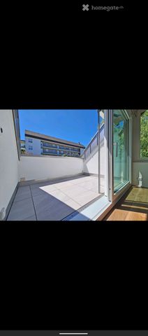 «Stilvolle, möblierte 93m² Dachwohnung mit hohem Dach (befristet 2 Jahre)» - Photo 5
