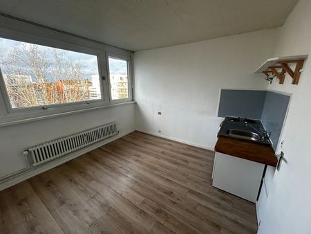 Location Appartement 1 pièce 17m² LILLE 59000 - Photo 3