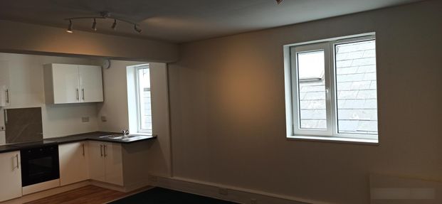 31 High Street - Photo 1