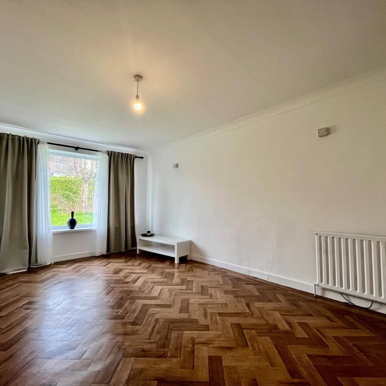 5 bedroom house to rent - Photo 1