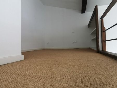 Appartement à Louer à LILLE 560 € - Photo 4