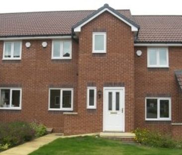 3 bed Mews - To Let - Photo 5