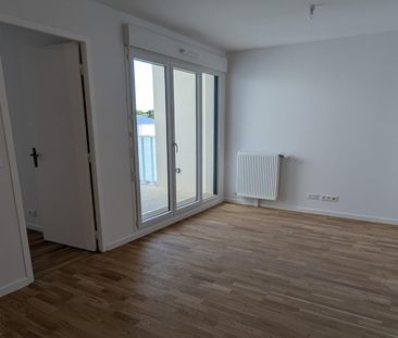 location Appartement T2 DE 45.3m² À ELANCOURT - Photo 4