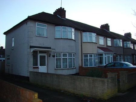 3 bedroom house to rent - Photo 2