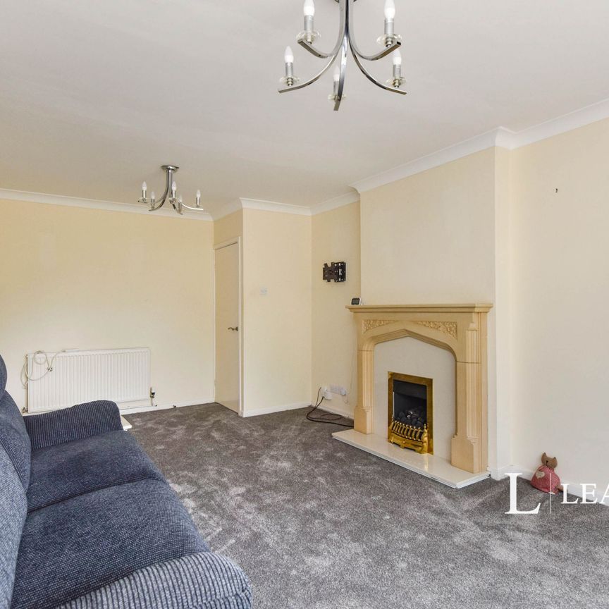 2 bedroom bungalow to rent Braemar Close, ST2 - Photo 1