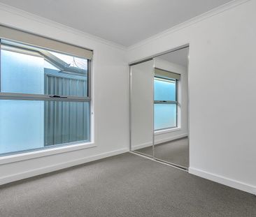 4 Bedroom Family Home! - Photo 5