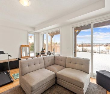 For Lease - 25 Lake Trail Way, Whitby, Ontario - Photo 3