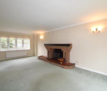 4 bedroom detached house to rent - Photo 1