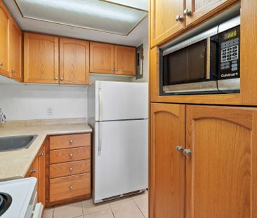 For Lease - 105 Conroy Crescent Unit# 301, Guelph, Ontario - Photo 4