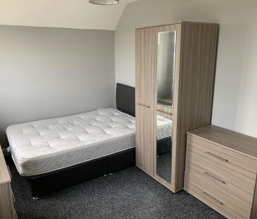 1 bedroom property with land to rent - Photo 1