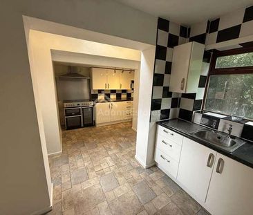 Bank View, Dewsbury, WF12 - Photo 2