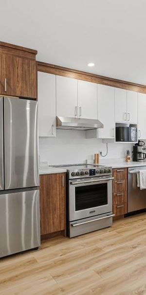 Superbe 4 1/2 rénové, Vieux-Longueuil - Photo 1
