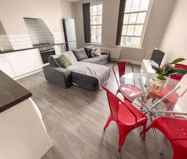 Clarence Street, L3 - Photo 2