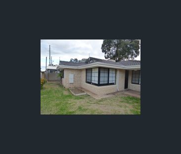 11 Bowden St, Bayswater, WA 6053 - Photo 3