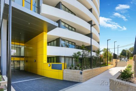 Luxury Modern Two Bedroom Unit on 18th Floor - Photo 2