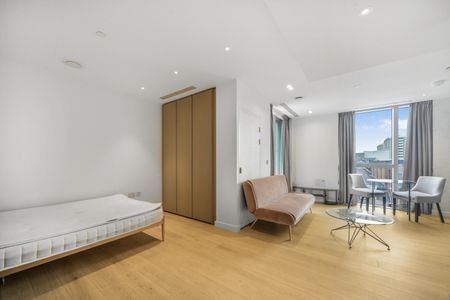 Studio Flat, City Road, EC1V - Photo 4