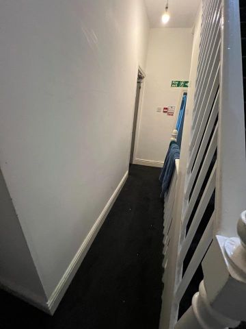 1 bedroom house of multiple occupation to rent - Photo 5