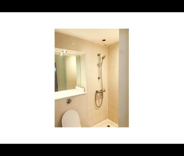 2 Bed Penthouse, Raphael House, IG1 - Photo 6