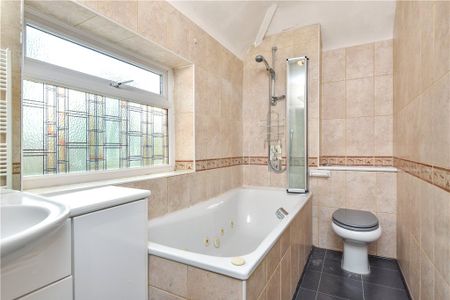 Ardmore Avenue, Guildford, Surrey, GU2 9NJ - Photo 5