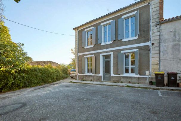 Location maison 3 pièces - 73m² à Podensac (33720) - Photo 1