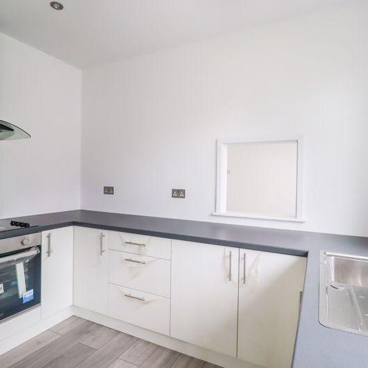 2 bedroom semi-detached bungalow to rent - Photo 1