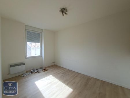 Location Appartement 2 pièces 36m² LA TREMBLADE 17390 - Photo 3