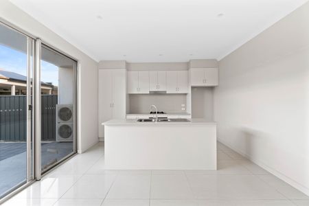 23 Condon Drive, Lightsview SA 5085 - House For Rent | Domain - Photo 3