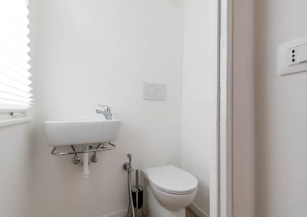 Wonderful single room in Via Renato Fucini