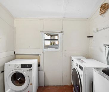 2 bedroom cottage in Queanbeyan - Photo 1