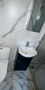 Studio Flat, Avington Grove, SE20 - Photo 3