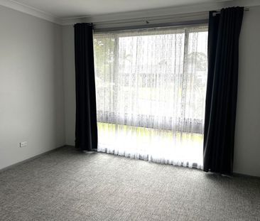 CONVENIENTLY LOCATED FAMILY HOME - Photo 6