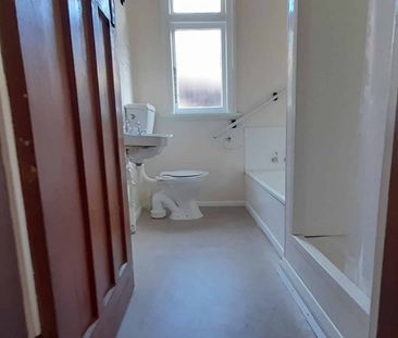 '30s Gem on sunny section - Photo 5