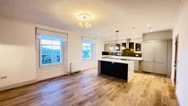 Worcester Road, Malvern, Worcestershire, WR14 - Photo 1