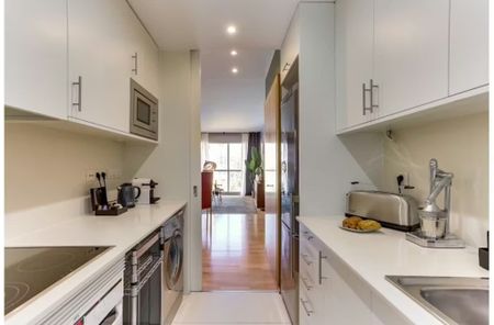 Carrer de Calàbria, Barcelona, Catalonia 08015 - Photo 5