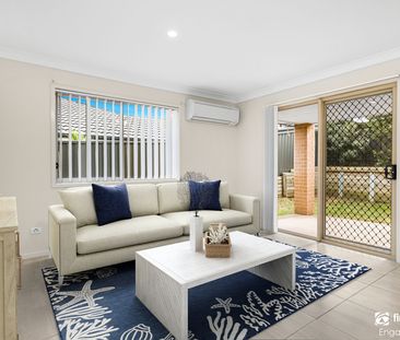 Easy Living! - Photo 1