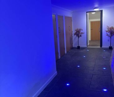 *BALCONY* Marine Road, Eastbourne *LIFT ACCESS* - Photo 5