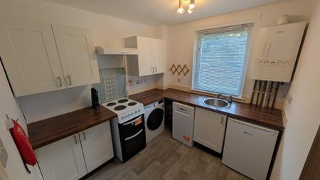 1 bedroom flat to rent - Photo 3